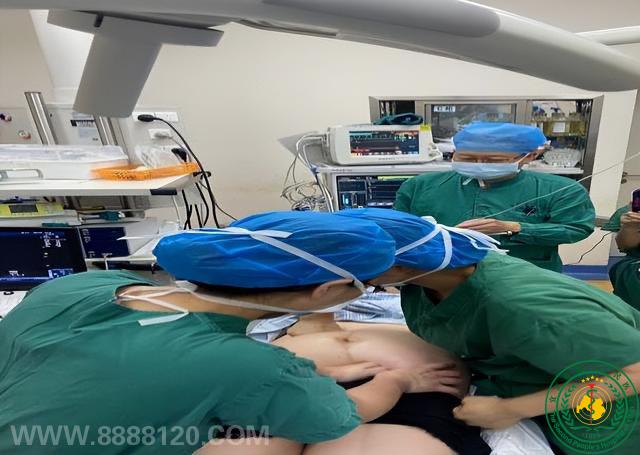 ˱λ䡰ͷλ˱ҽԺɹչͽλ⵹ת