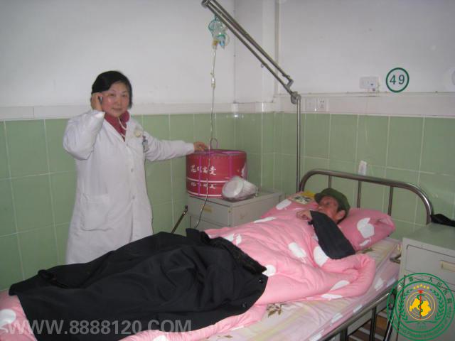 ʥȺҽʦ򵰸Ϊ꿹Ӣαף٣