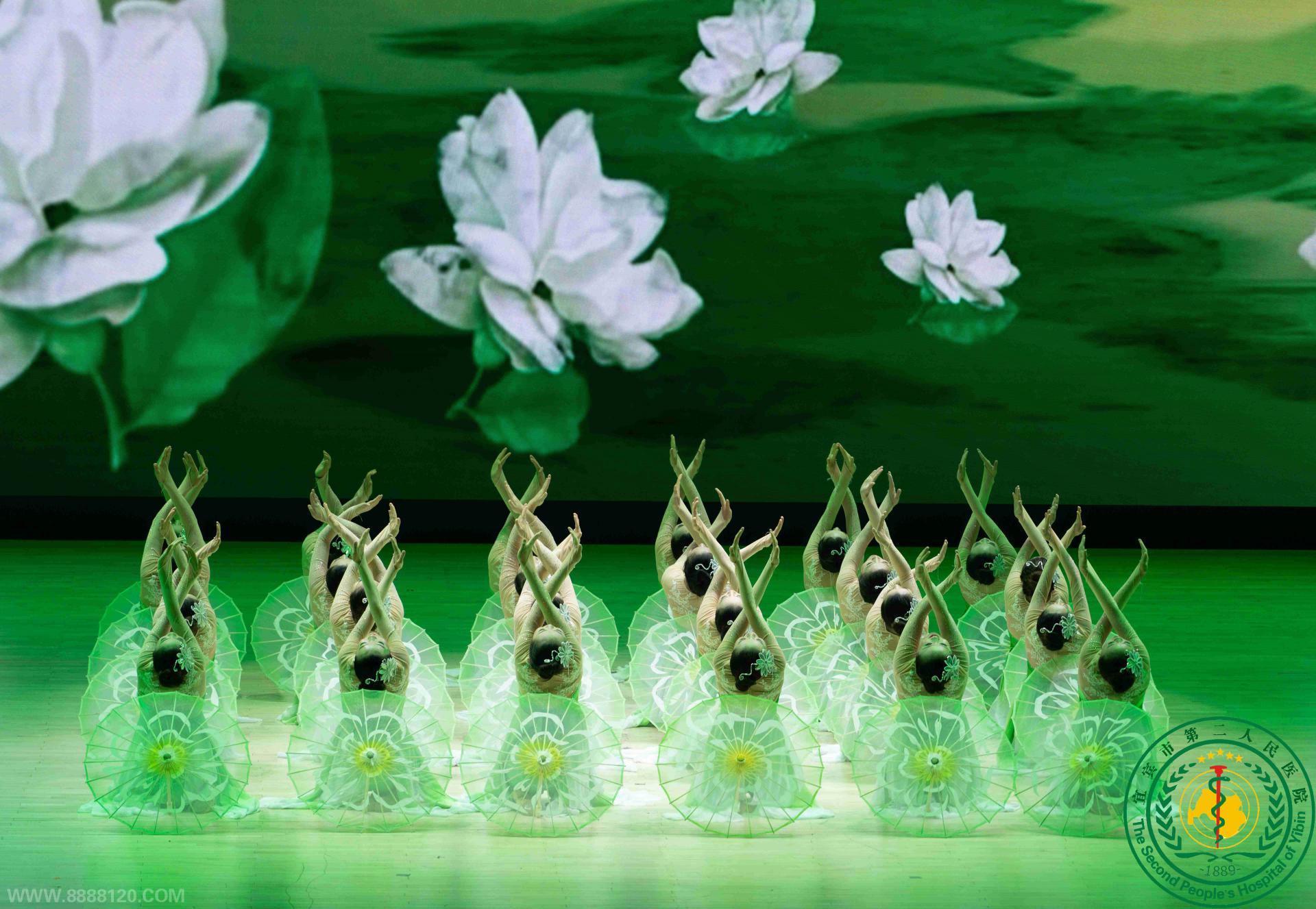 ʵ¶Ůչɡ˱жҽԺף100ջ